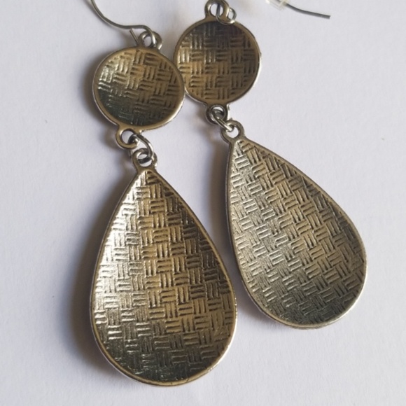 Vintage water Drop statment Earrings - Picture 7 of 7